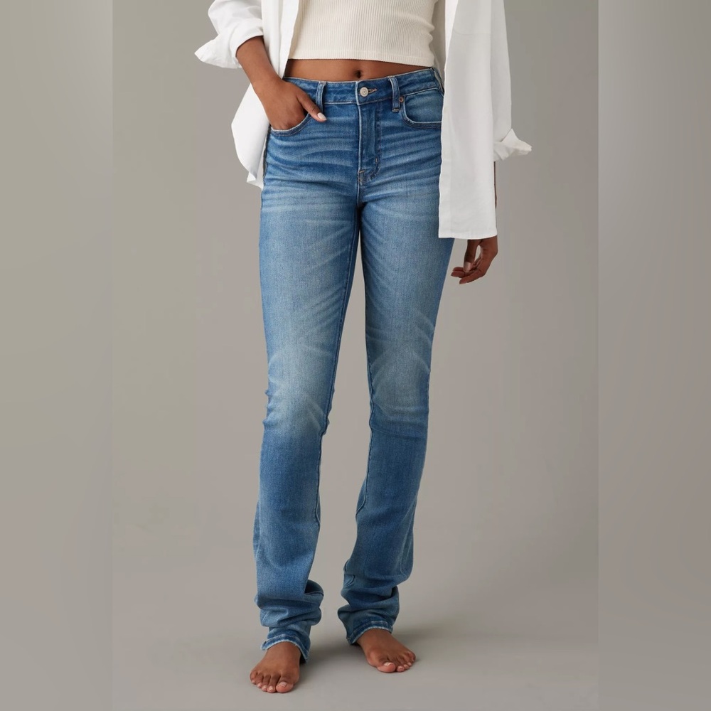 American Eagle Outfitters Light Blue Straight Leg Jeans